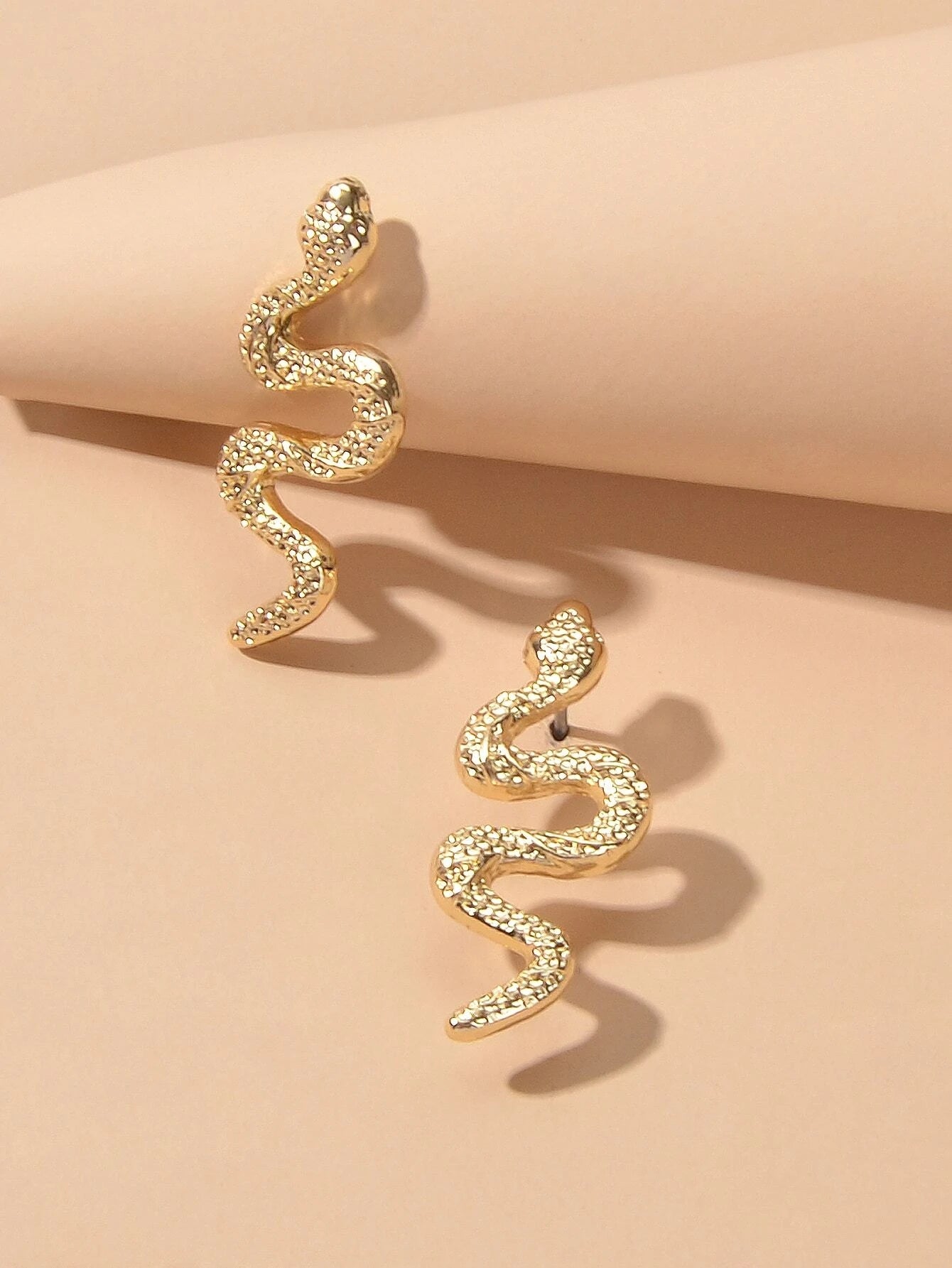 Personality Gold Silver Cute Snake Stud Pierced Earring Women Girls Accessories