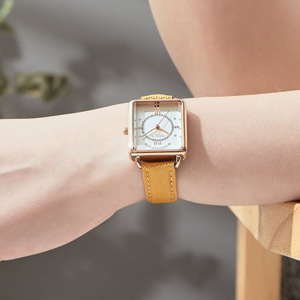 MEGIR Women Watch Luxury Fashion Leather Strap Ladies Quartz Wristwatch Casual Sport Wrist Watches Dress Clock Relogio Feminino