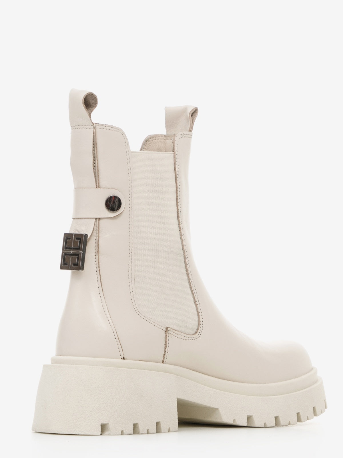 Women's leather shoes