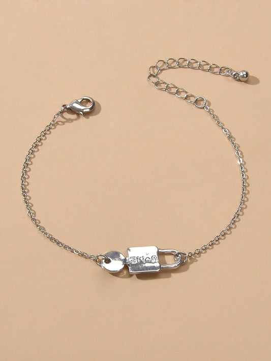 Elegant Women Accessories Minimalist Silver Chain Key Lock Charm Women Bracelet