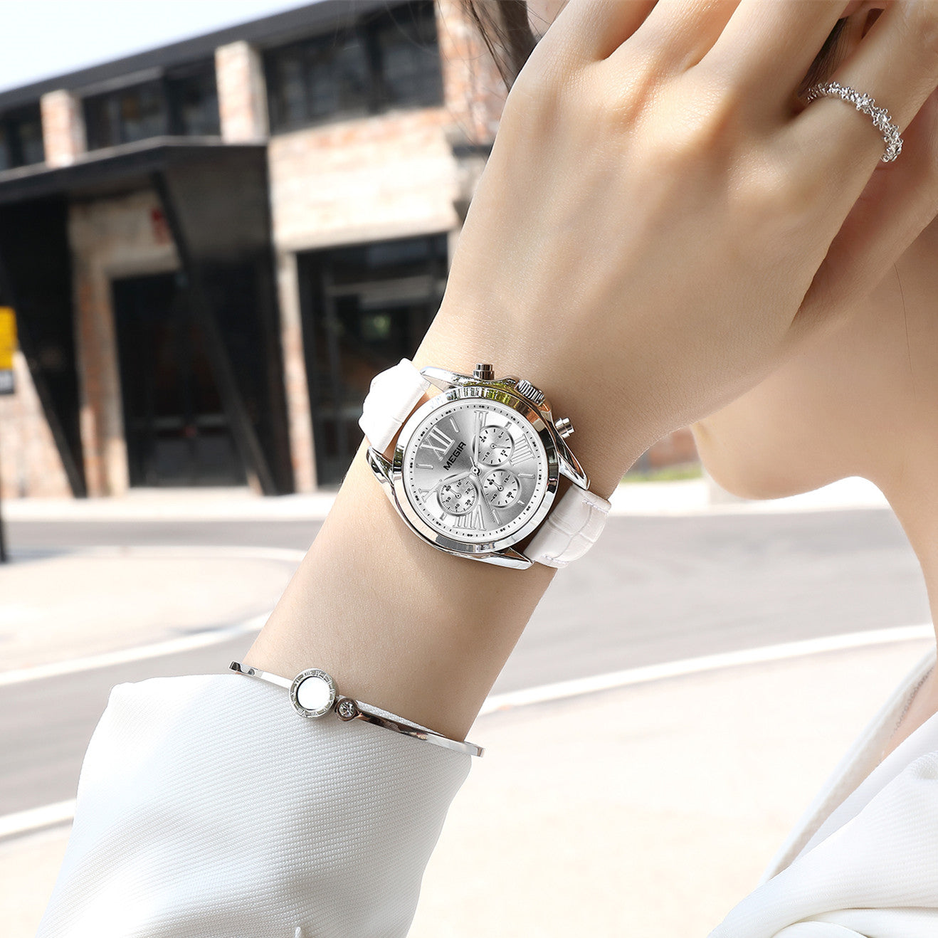 MEGIR Watch for Women Top Brand Luxury Ladies Fashion Wristwatch Leather Waterproof Elegant Dress Quartz Female Clock 2114