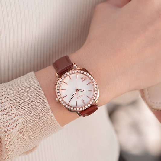 MEGIR Fashion Women Watch Luxury Diamond Leather Ladies Bracelet Watch Female Quartz Wristwatches Dress Clock Relogio Feminino