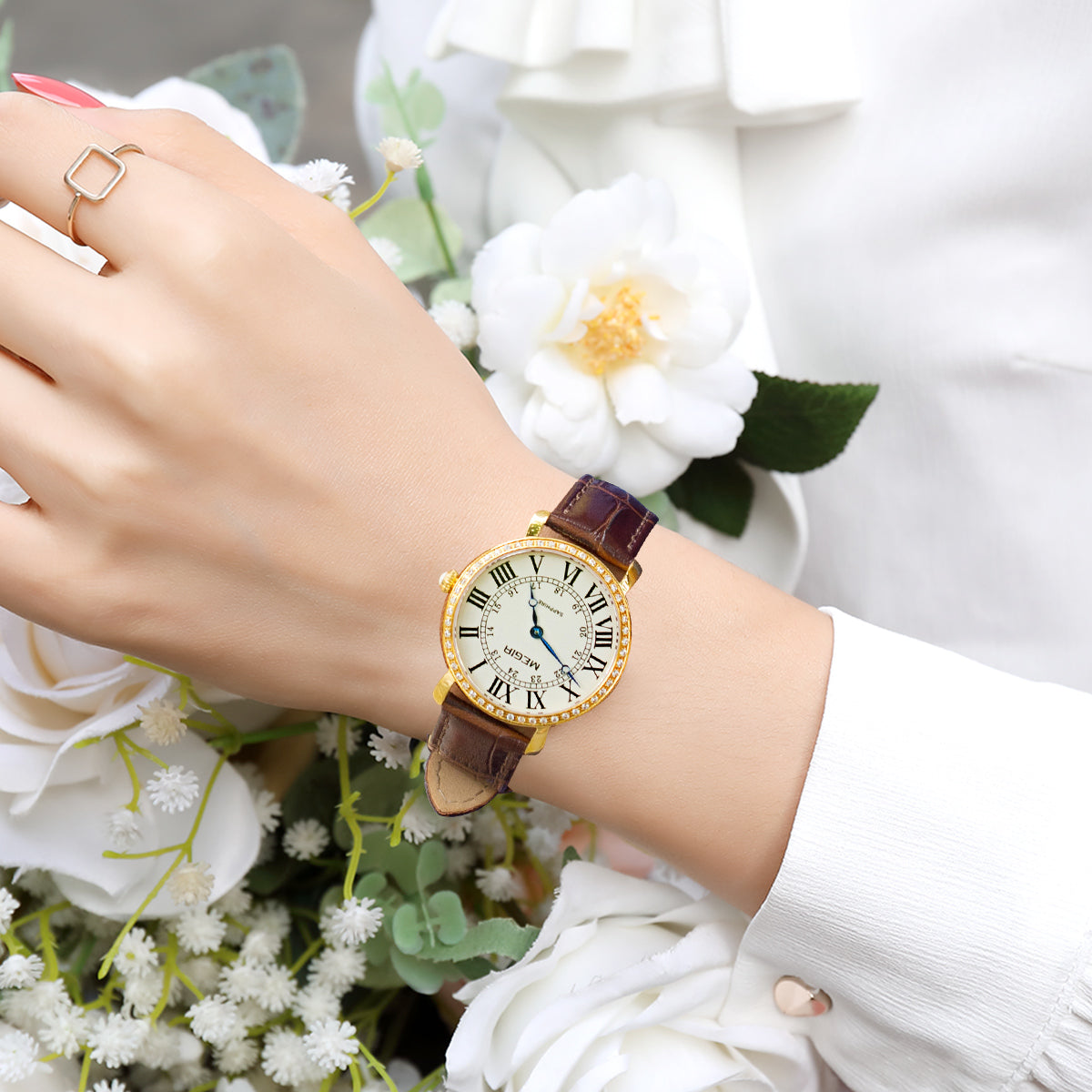 MEGIR Luxury Women Watch Business Ladies Fashion Quartz Bracelet Wrist Watches Casual Leather Band Dress Clock Montre Homme