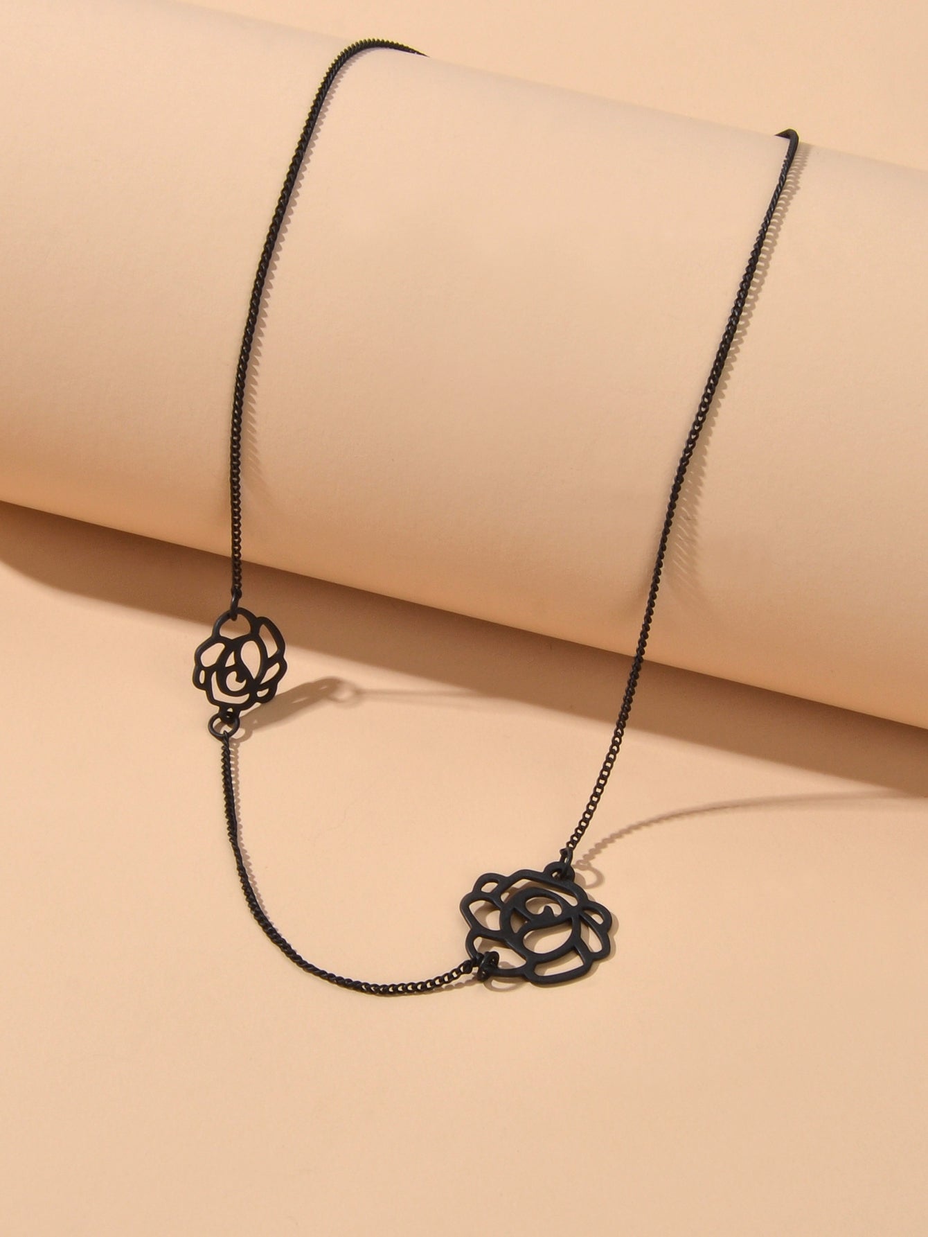 Retro Black Gold Chain Flower Collar Necklace Women Short Choker Accessories