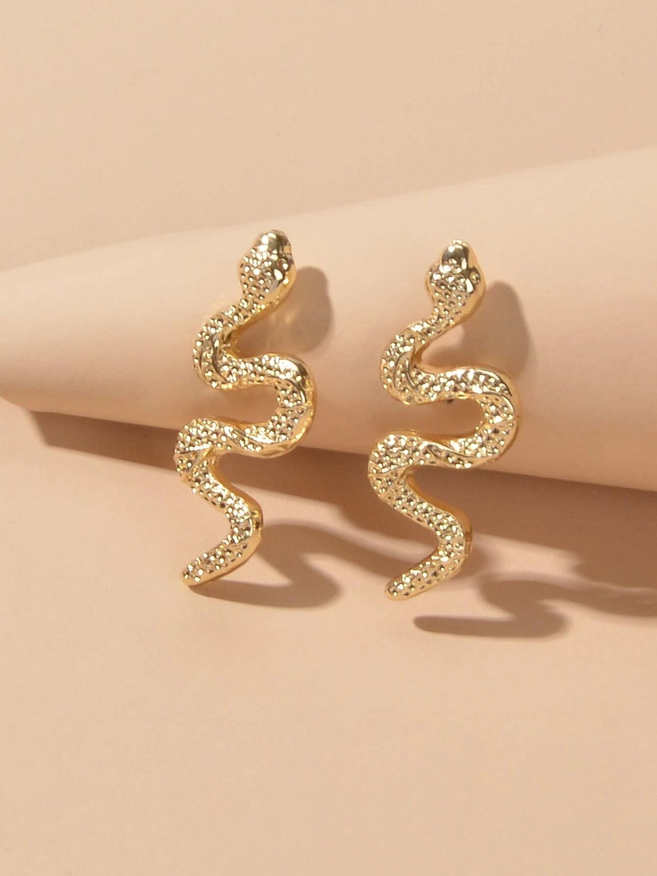 Personality Gold Silver Cute Snake Stud Pierced Earring Women Girls Accessories