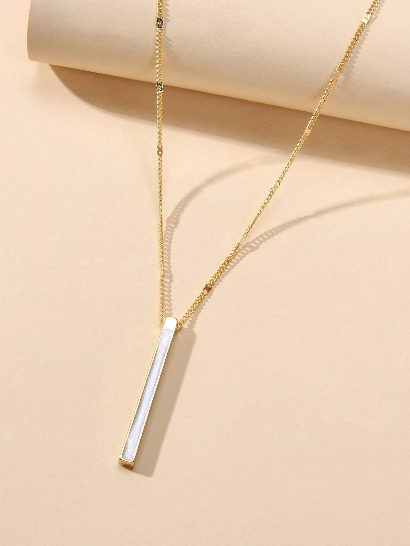 Fashion Jewellery Gold Chain White Enamel Bar Pendant Necklace Women Accessories