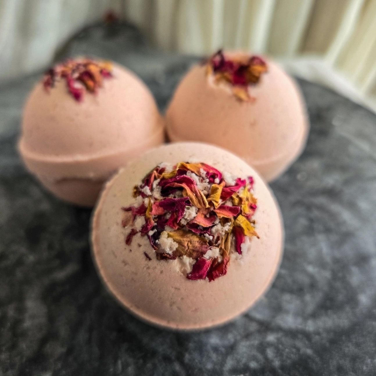 Divine Pleasure Bath Bomb, The Lovers
