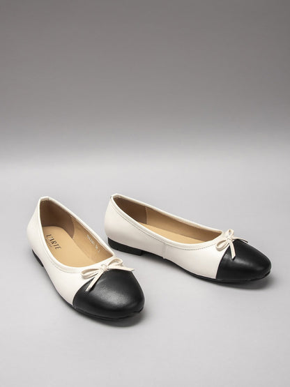 Women's leather shoes
