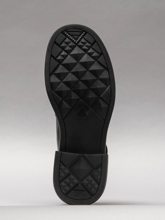 Women's leather shoes