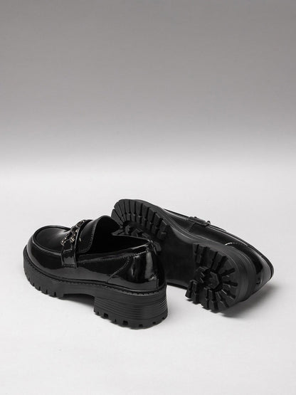 Women's leather shoes