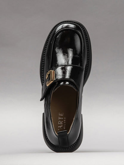 Women's leather shoes