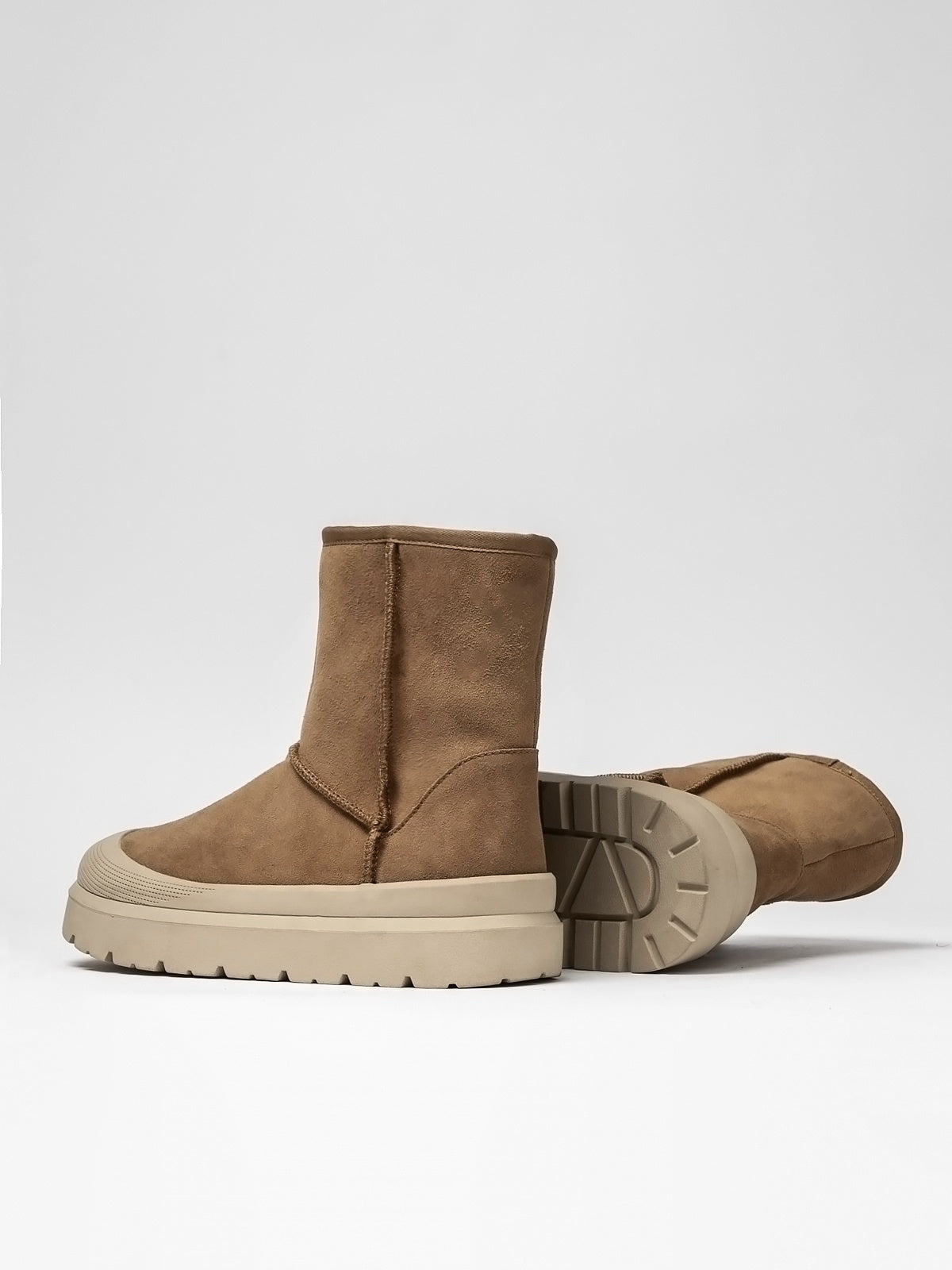 Women's leather shoes