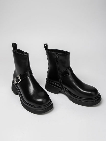 Women's leather shoes