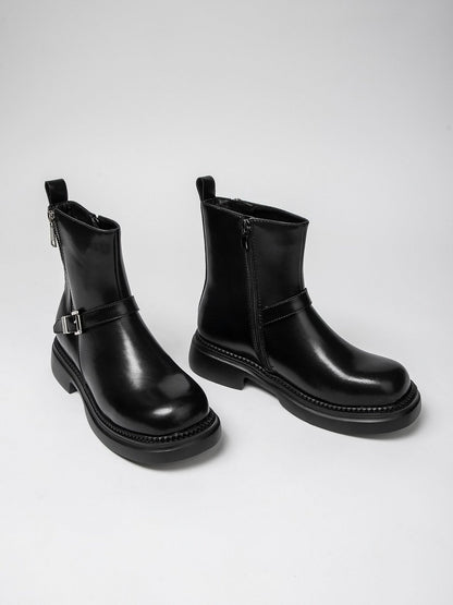 Women's leather shoes