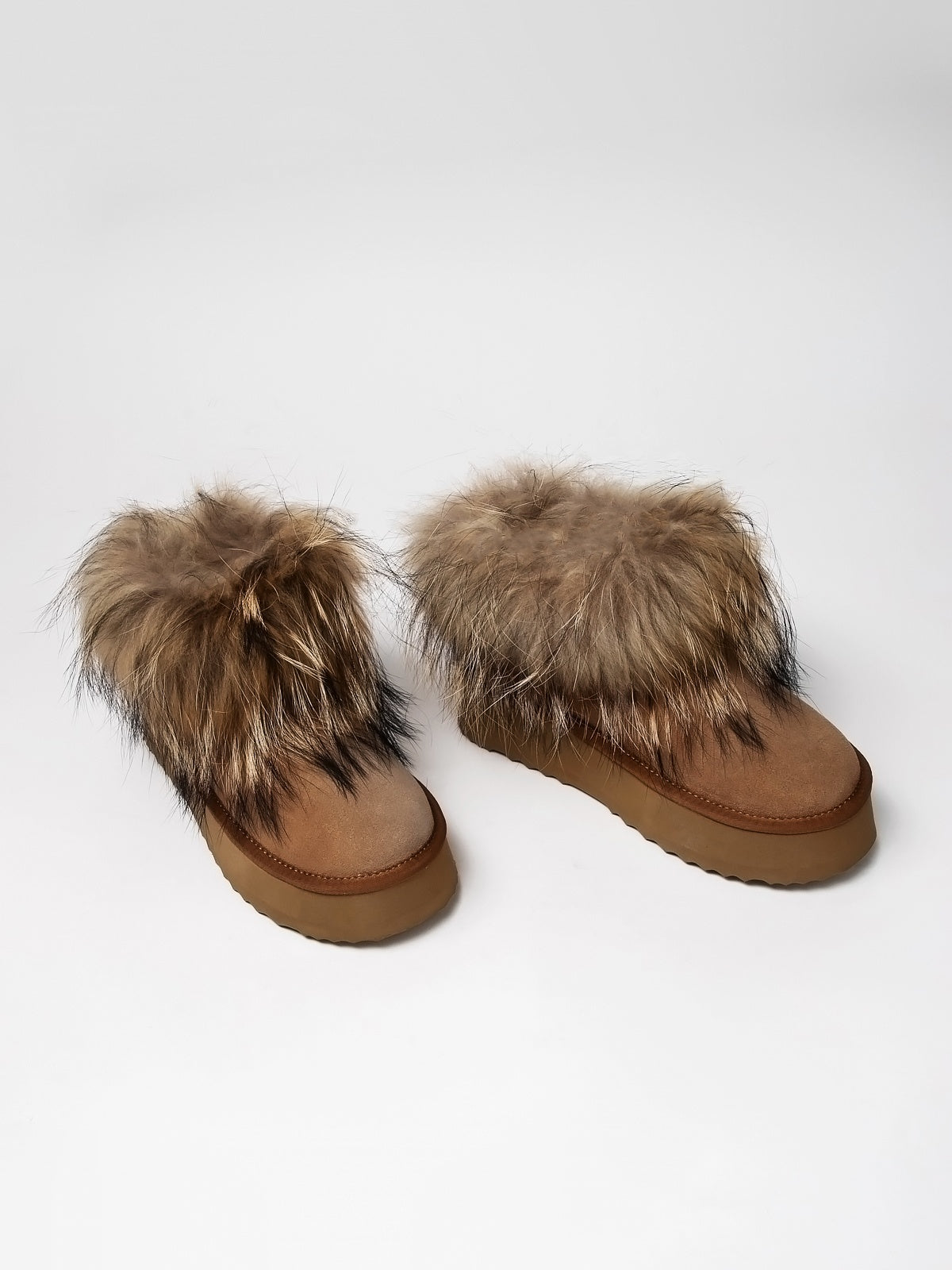 Women's leather shoes