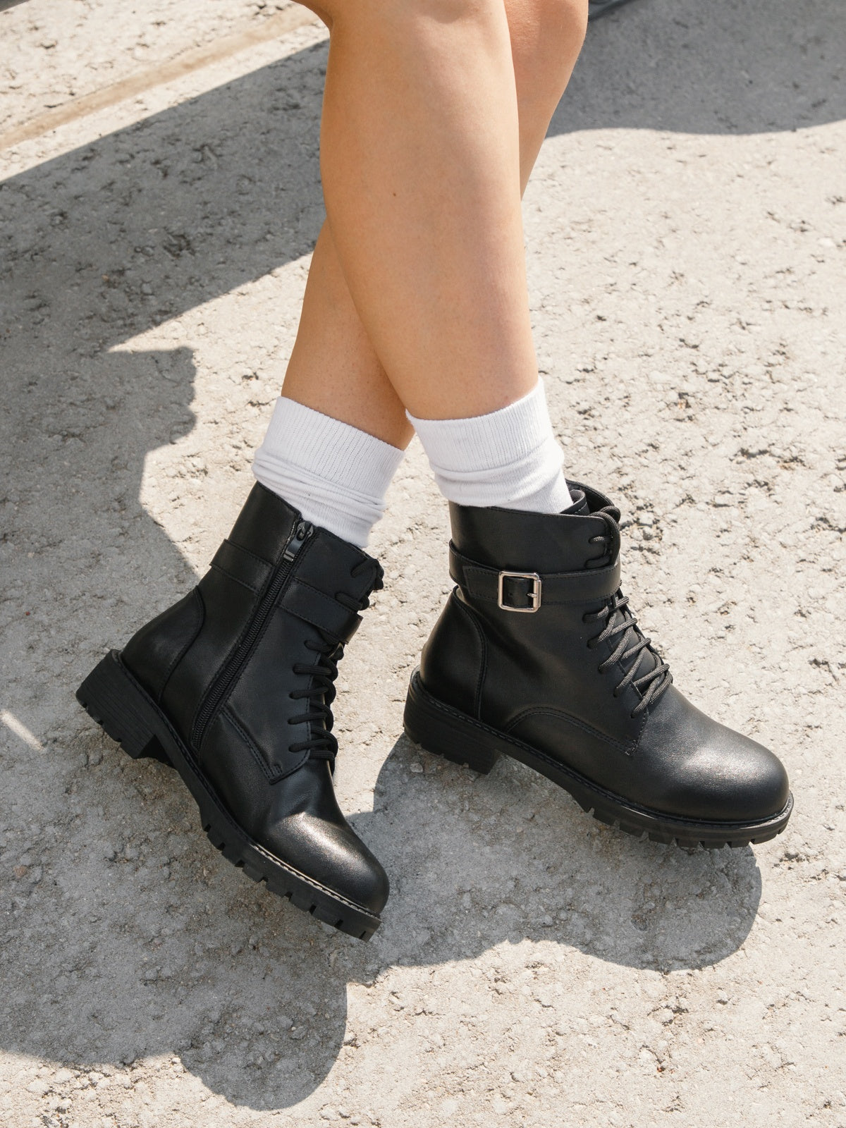 Women's leather shoes