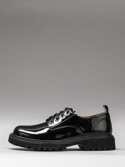 Women's leather shoes