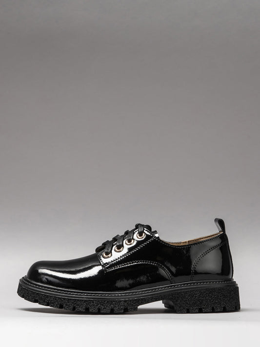 Women's leather shoes