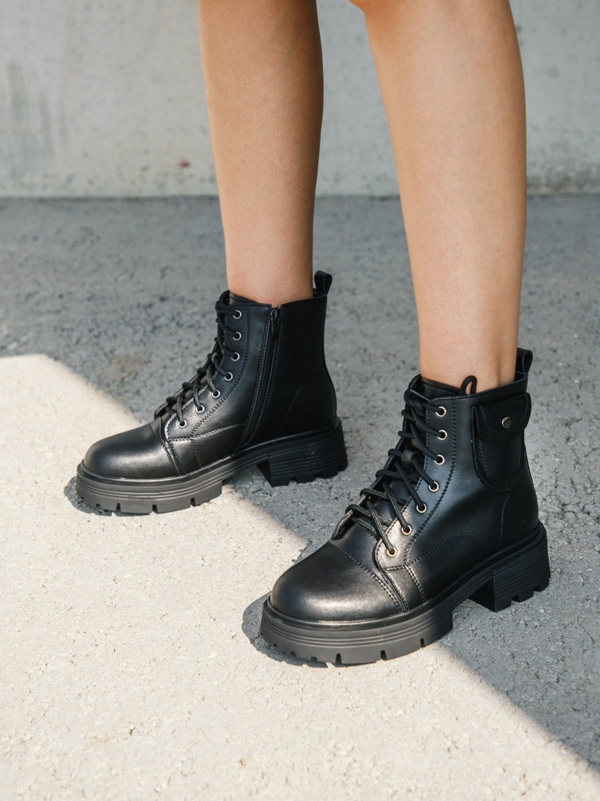 Women's leather shoes