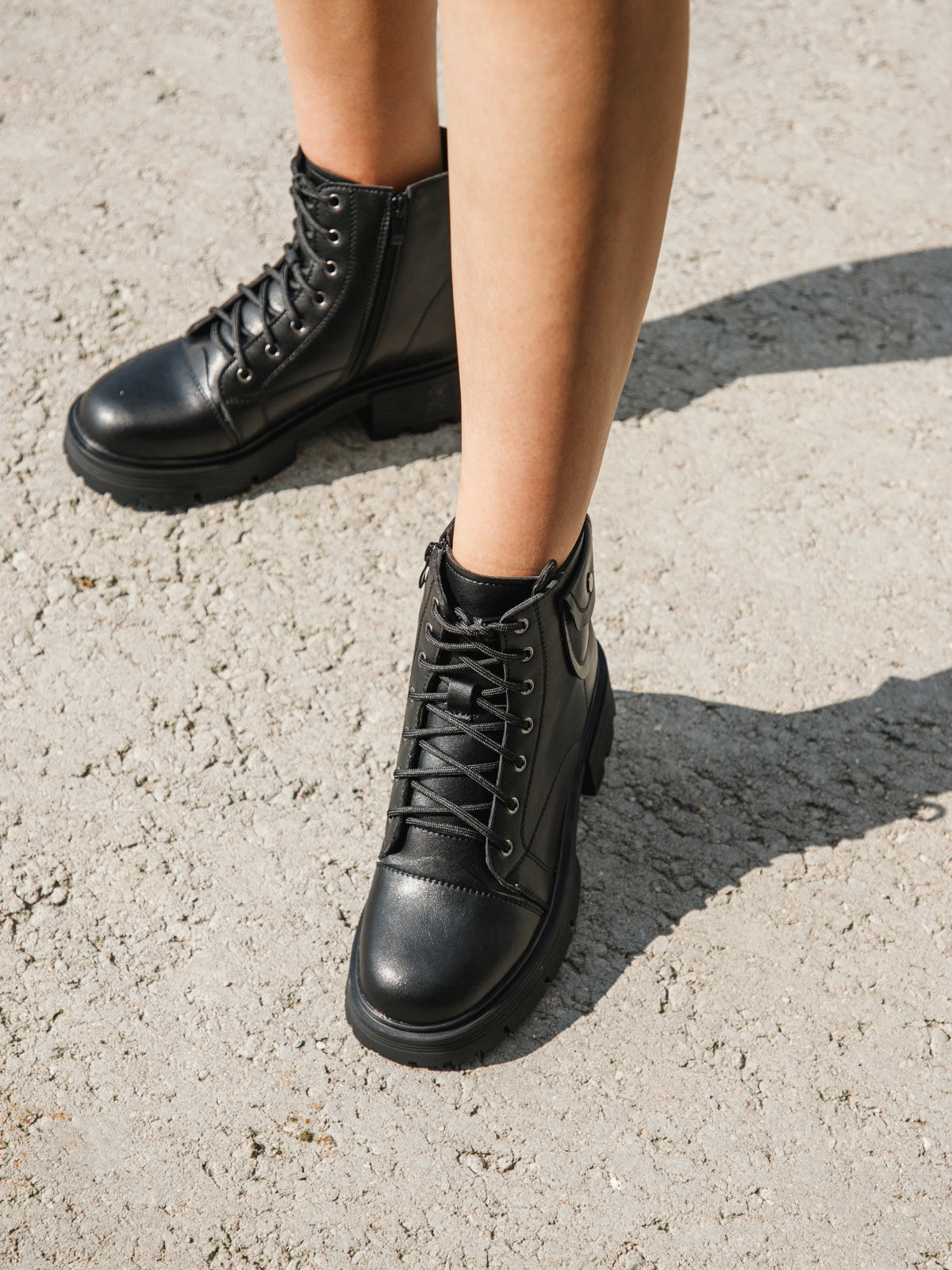 Women's leather shoes