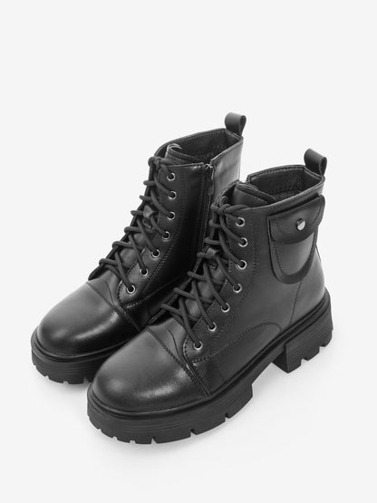 Women's leather shoes