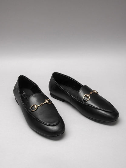 Women's leather shoes