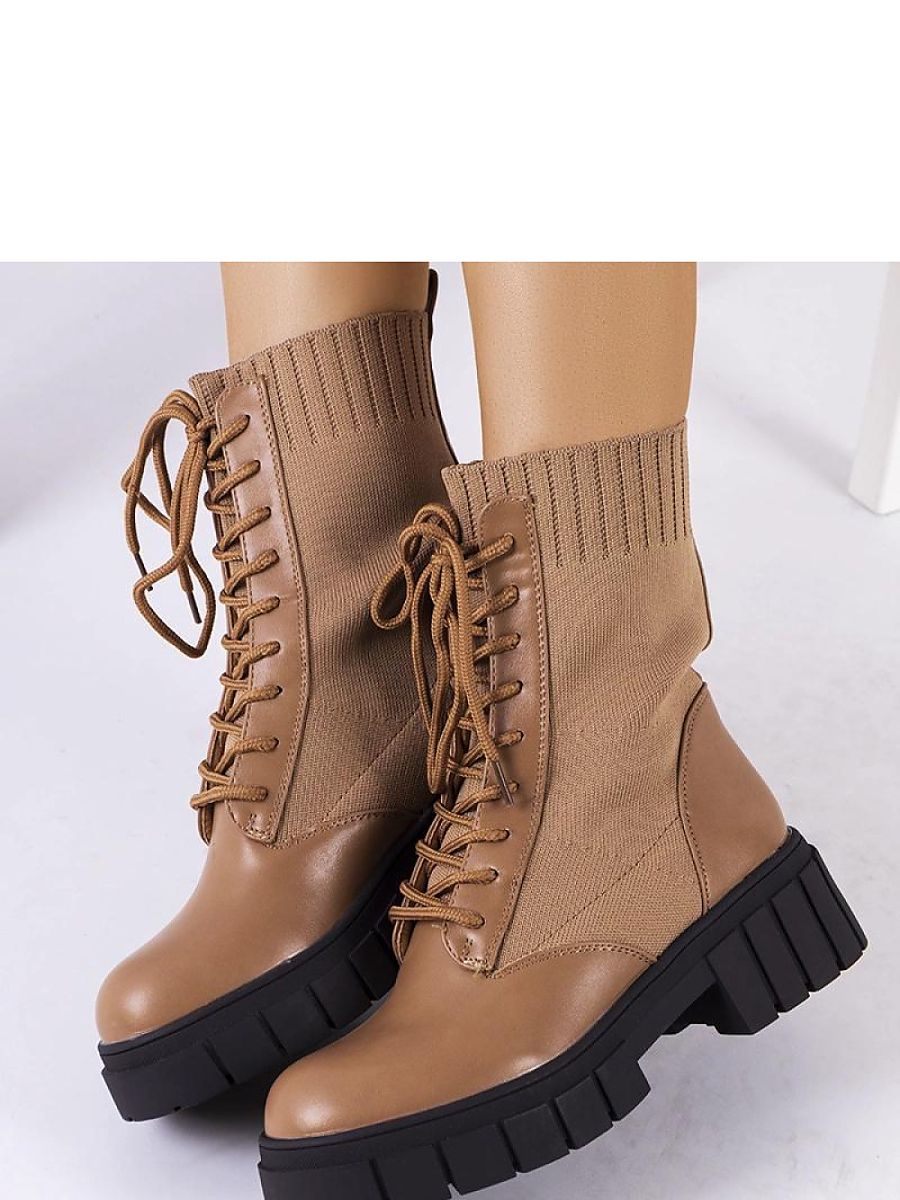 Boots model 205896 Solea