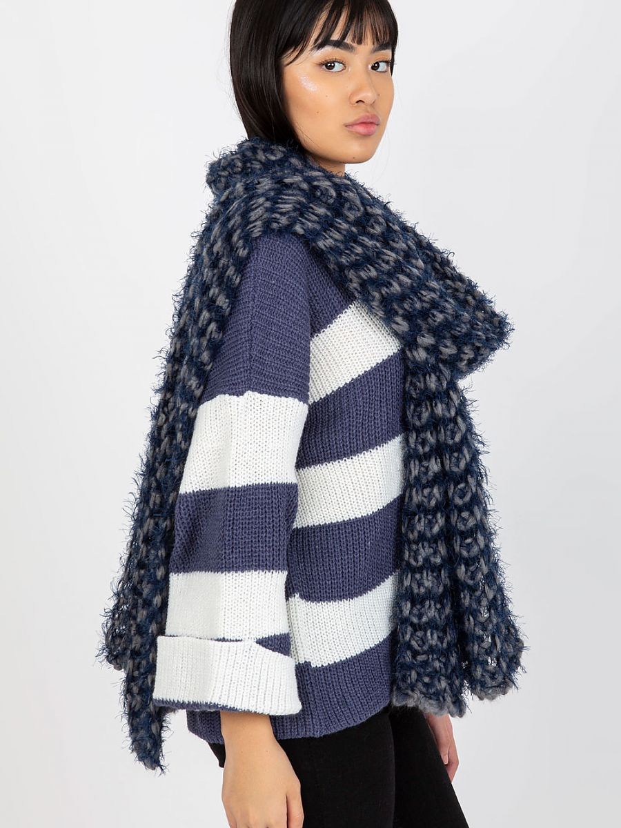 Shawl model 174876 AT